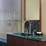 Highstay - Luxury Serviced - Tuileries Апартаменты Париж